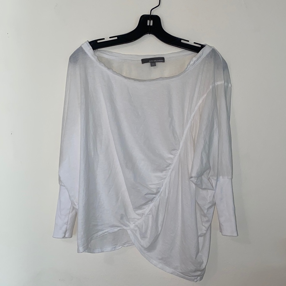 Ace Delivery top